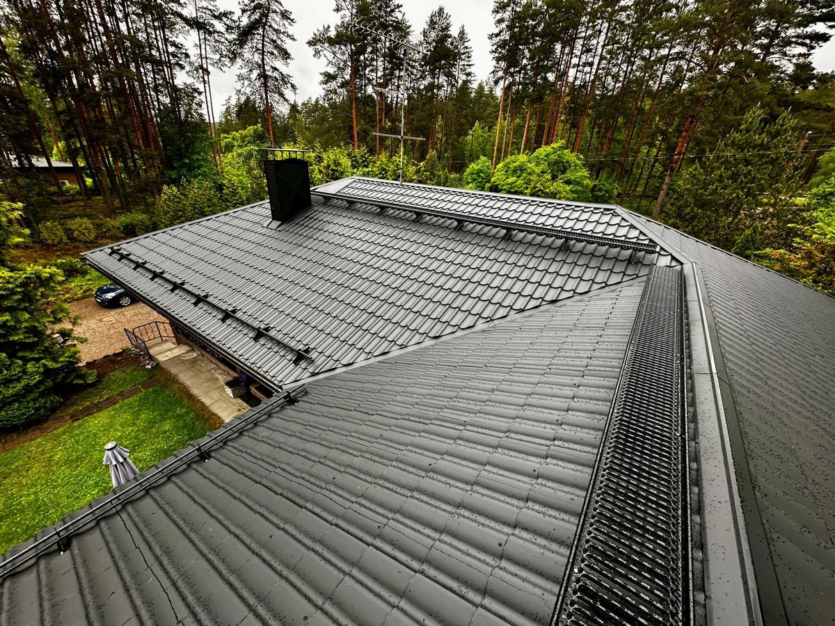 Kuinka pitkään kattopinnoite kestää Suomen olosuhteissa?